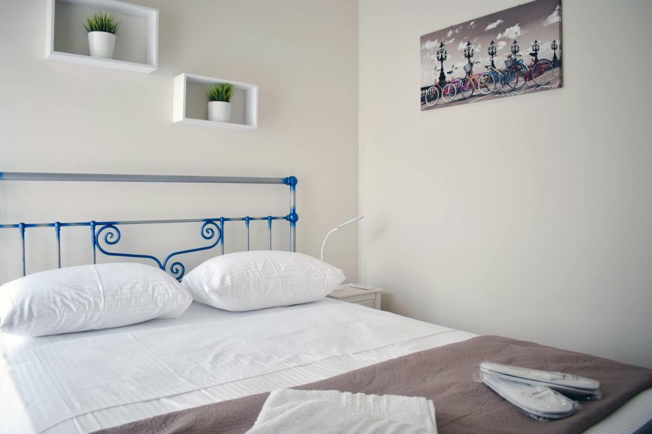 Oliver Suites Athens Ngoại thất bức ảnh
